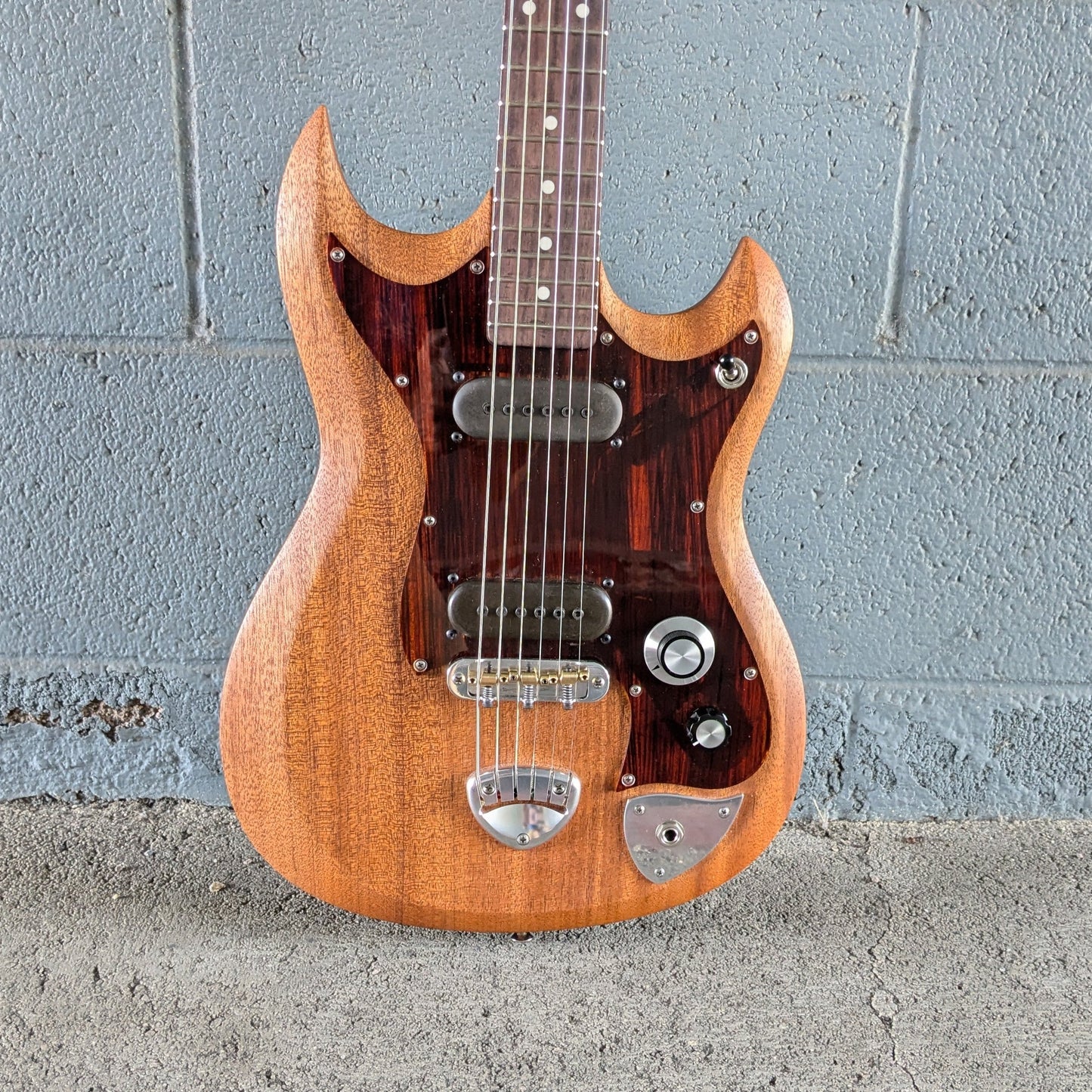 Battle Hawk - Mahogany